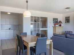 Pleasant Flat on Seafront With Terrace
