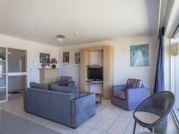 Pleasant Flat on Seafront With Terrace