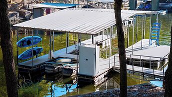 Lakation at the Waters Edge