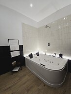 Ventuno Dei Luxury Suites - San Giovanni