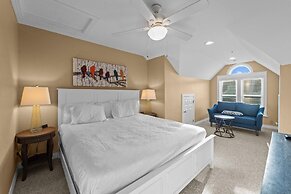 Cambridge Cove by KEES Vacations