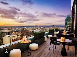 Exclusive Apt With Balcony, Stunning Views & Pool