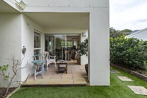 3 Bedroom Family Home - Houtbay