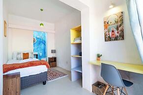 Funky Pet Friendly, 2-bedroom Escape, Bo-kaap