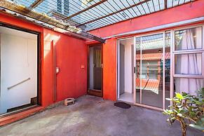 Funky Pet Friendly, 2-bedroom Escape, Bo-kaap