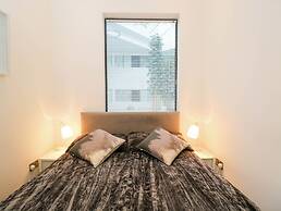 Flat 53