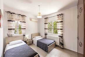 Villa Orange Tree