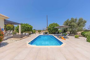 Villa Orange Tree