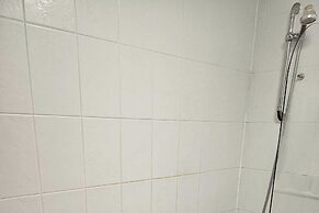 2 Bed-1 Bath-city Centre-balcony
