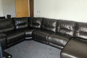 2 Bed-1 Bath-city Centre-balcony