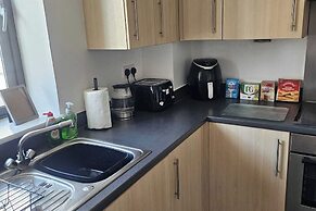 2 Bed-1 Bath-city Centre-balcony