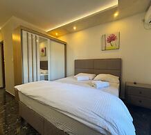 Beachfront Hotel Palma Jaz