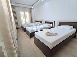 Beachfront Hotel Palma Jaz