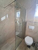 Beachfront Hotel Palma Jaz