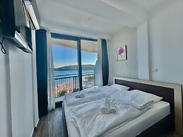 Beachfront Hotel Palma Jaz