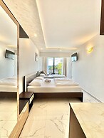 Beachfront Hotel Palma Jaz