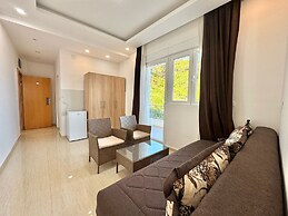 Beachfront Hotel Palma Jaz