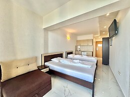 Beachfront Hotel Palma Jaz