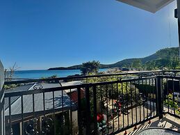 Beachfront Hotel Palma Jaz