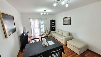 Centrico y muy Completo Departamento