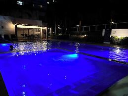 Alabang Staycation Sucat