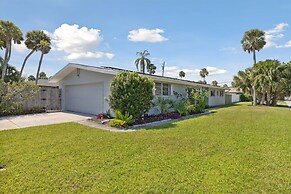 4880 N Banana River