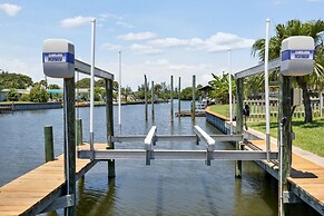 436 Cocoa Isles Blvd