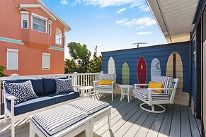 8156 Ridgewood Ave