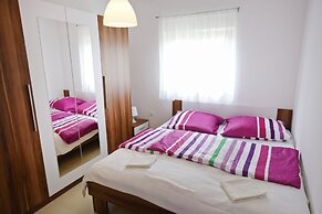 Apartments Kapetan
