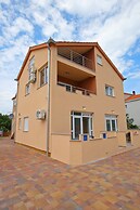 Apartments Kapetan