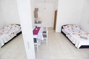 Apartments Kapetan