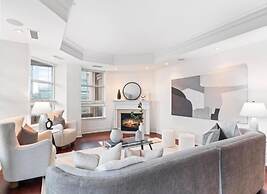 Chicago River Side Suites