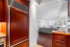 Chicago River Side Suites