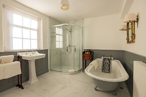 Noan Country House B and B