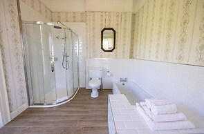 Noan Country House B and B