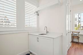 Fun in the Sun 248 LAK