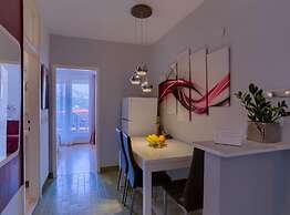 Sunset Tides Apartments With Terrace and Sea View