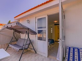 Sunset Tides Apartments With Terrace and Sea View