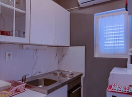 Sunset Tides Apartments With Terrace and Sea View