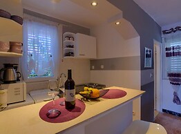 Sunset Tides Apartments With Terrace and Sea View