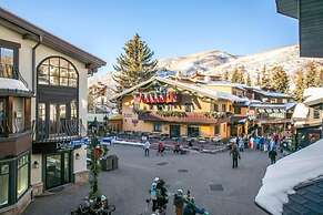 Diamond-rated 2BR Condo in Heart of Vail Village - Center Place