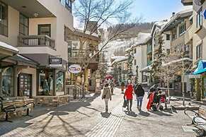 Diamond-rated 2BR Condo in Heart of Vail Village - Center Place