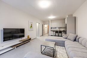 Seaview Apartment in the Heart of Saranda