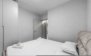 Seaview Apartment in the Heart of Saranda