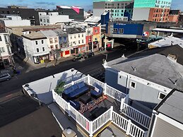 2BR Amazing Roof Deck in Fishtown Nolibs