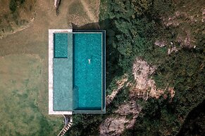 LuxWild Jilai - Shitang Branch