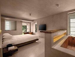 LuxWild Jilai - Shitang Branch