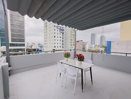 LE'S HOTEL & APARTMENT