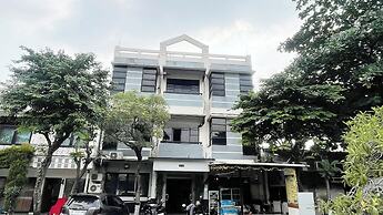 Bang Day Residence by Ruumu