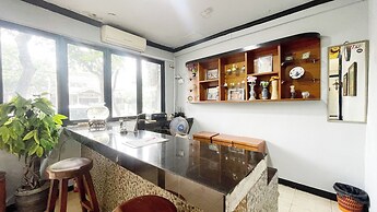 Bang Day Residence by Ruumu